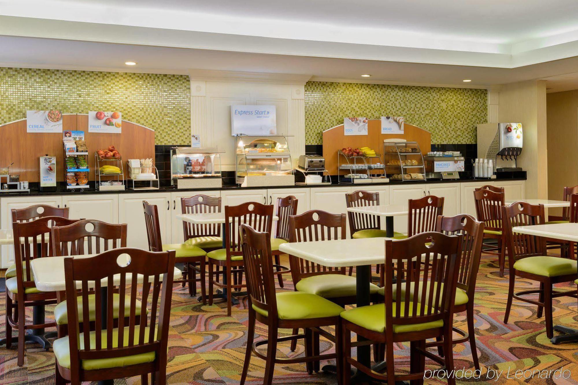 Holiday Inn Express - Chester By Ihg מראה חיצוני תמונה